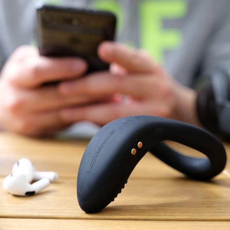 LOVENSE DIAMO VIBRATING RING - Rawr Cave