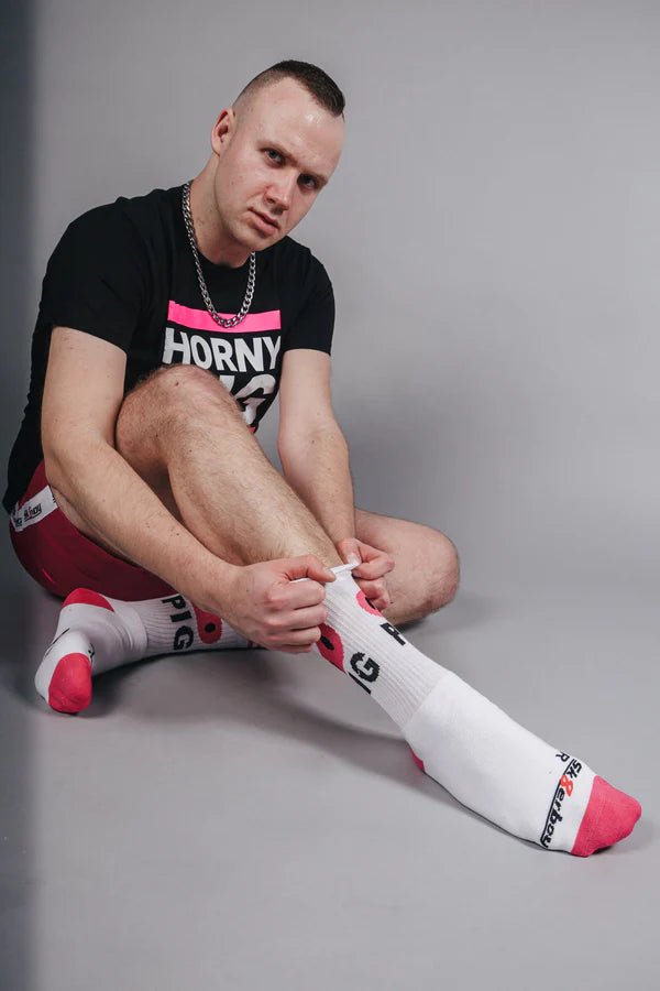Sk8erboy® HORNY PIG Socks - Rawr Cave
